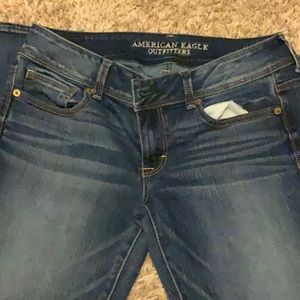 American eagle jeans size 8 short